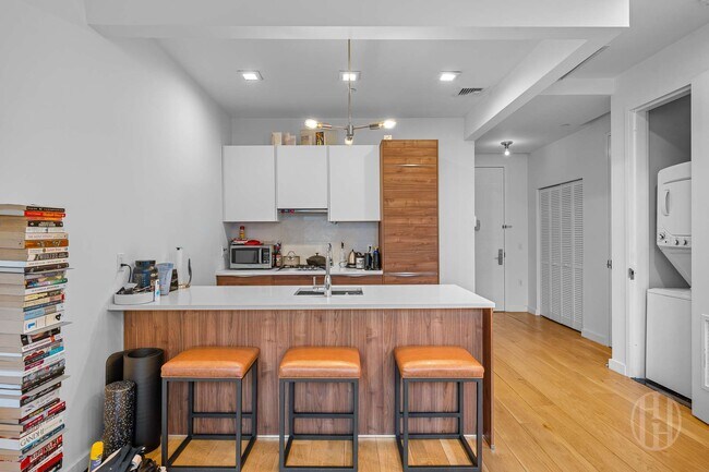 Foto del edificio - 792 Classon Ave