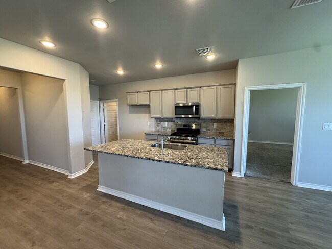 Building Photo - Beautiful Home In The Frenship School Dist...