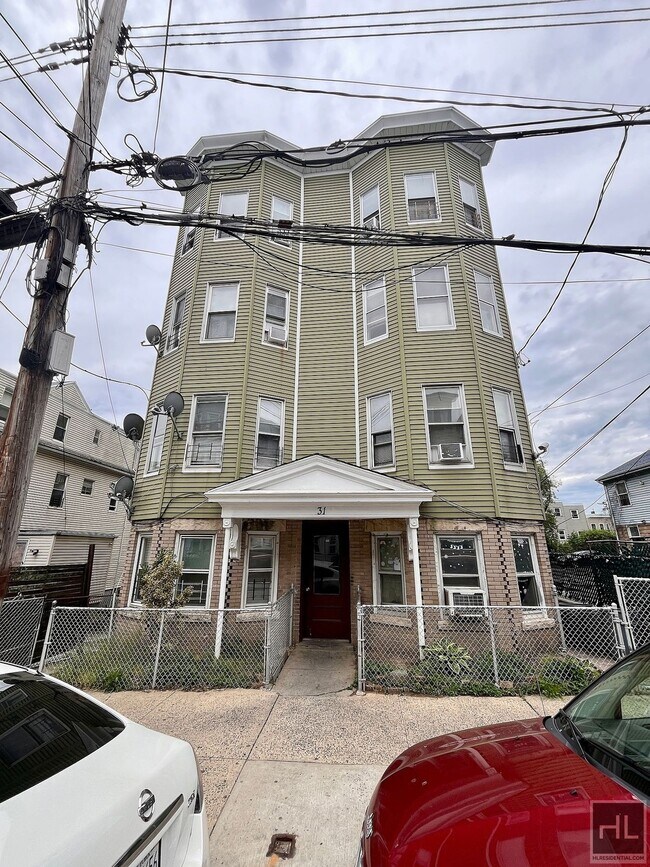 Foto del edificio - Cedar St,Yonkers