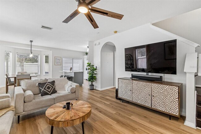 Foto del edificio - 12610 Adventure Dr