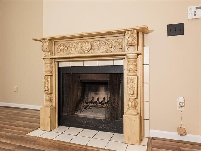 Foto del edificio - 618 Cypress Pointe St