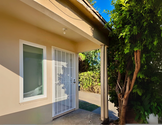 Foto del edificio - 865 N Glassell St