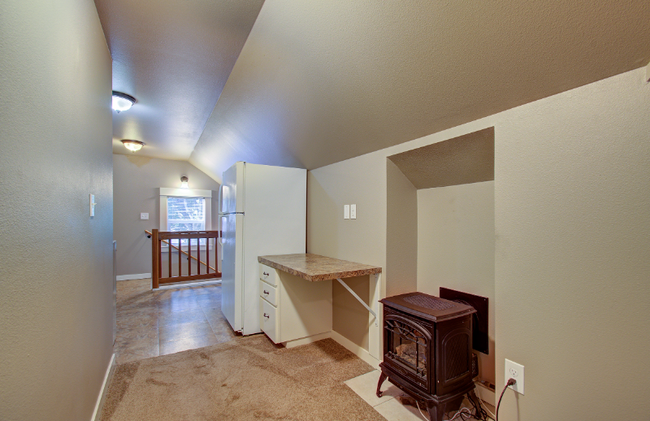 Building Photo - 5407 Glen Echo Ave