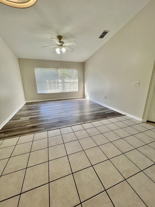 Foto del edificio - 37228 Grassy Hill Ln