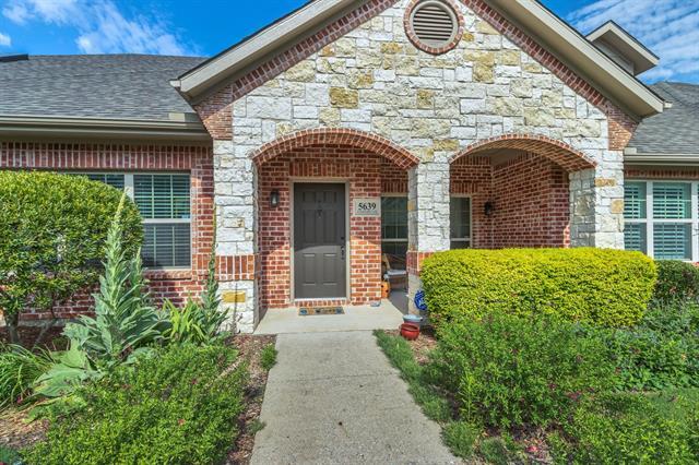 Foto del edificio - 5639 Hummingbird Ln