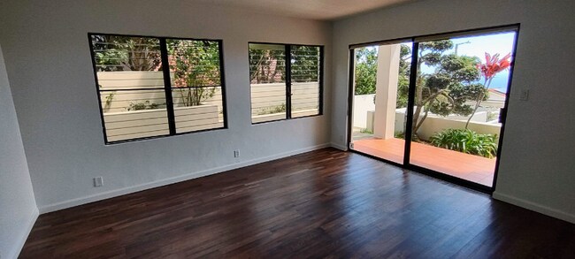 Foto del edificio - 1 Puuikena Dr