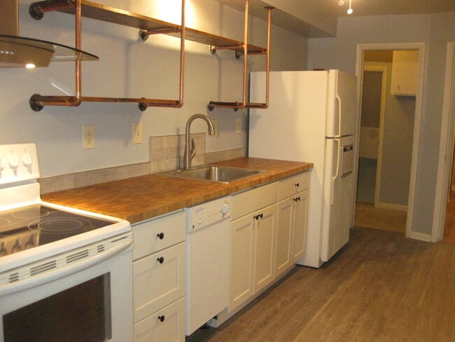 Photo - 840 Galapago St Townhome