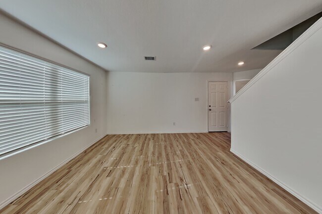 Foto del edificio - 11106 N Lake Mist Ln