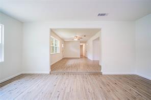 Building Photo - 1109 Booker Ave