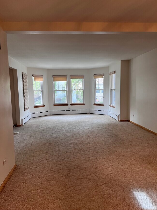 Living room - 4937 W Schubert Ave