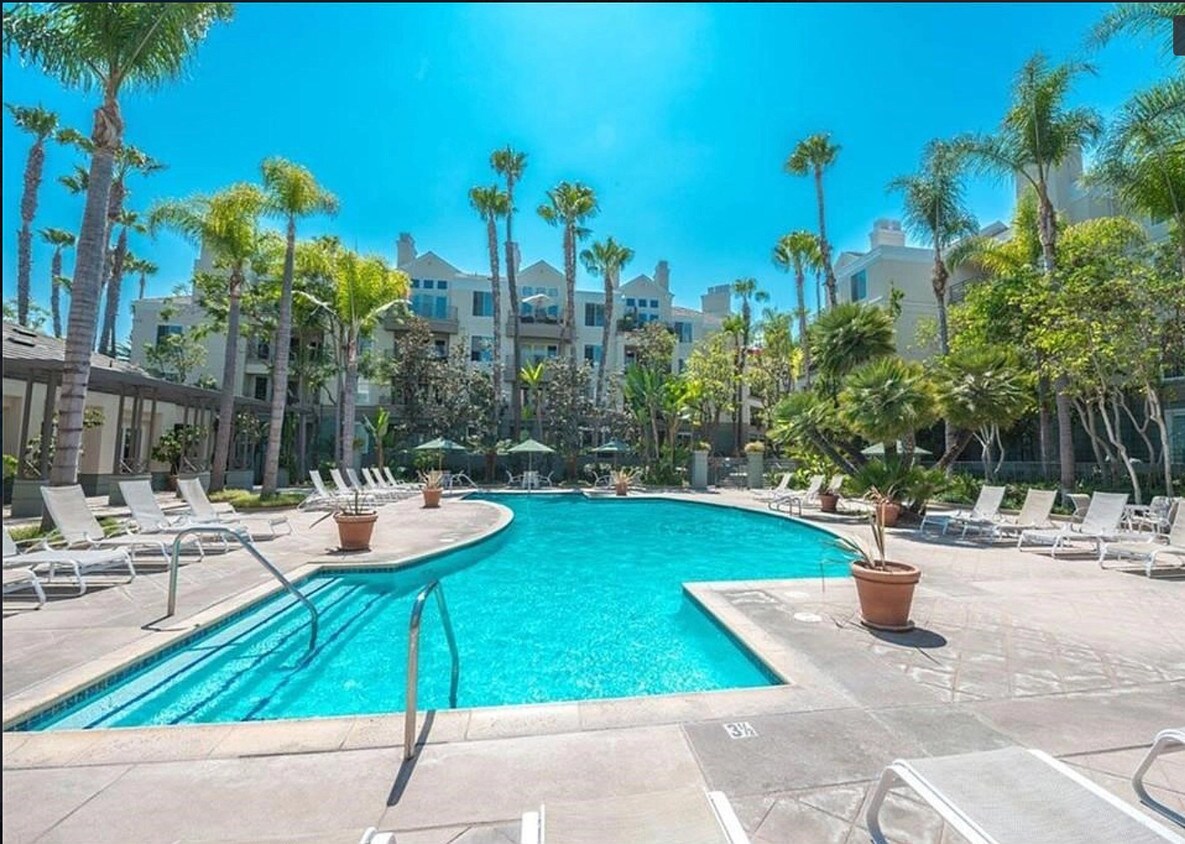 2253 Martin, Irvine, CA 92612 Condo for Rent in Irvine, CA