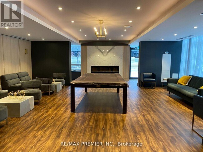 Photo du bâtiment - 621 Sheppard Ave E