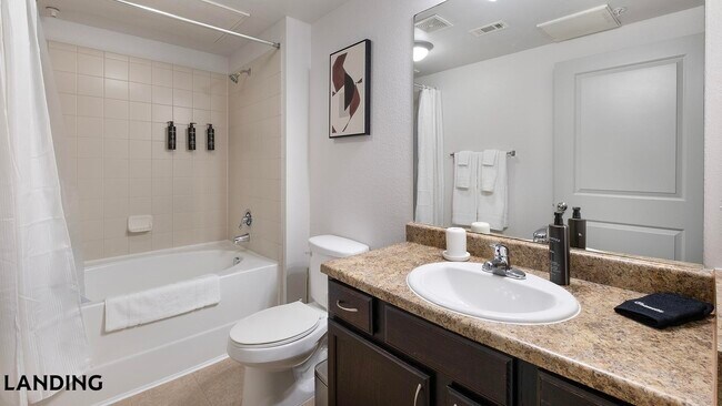 Foto del edificio - 15330 Liberty River Dr