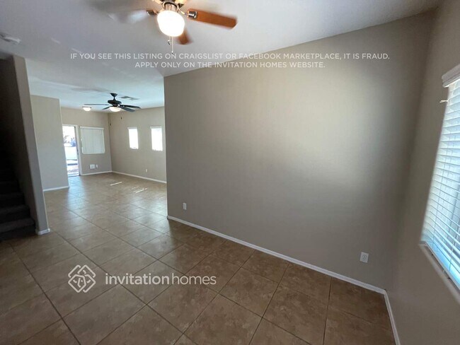 Foto del edificio - 10225 W Camelback Rd