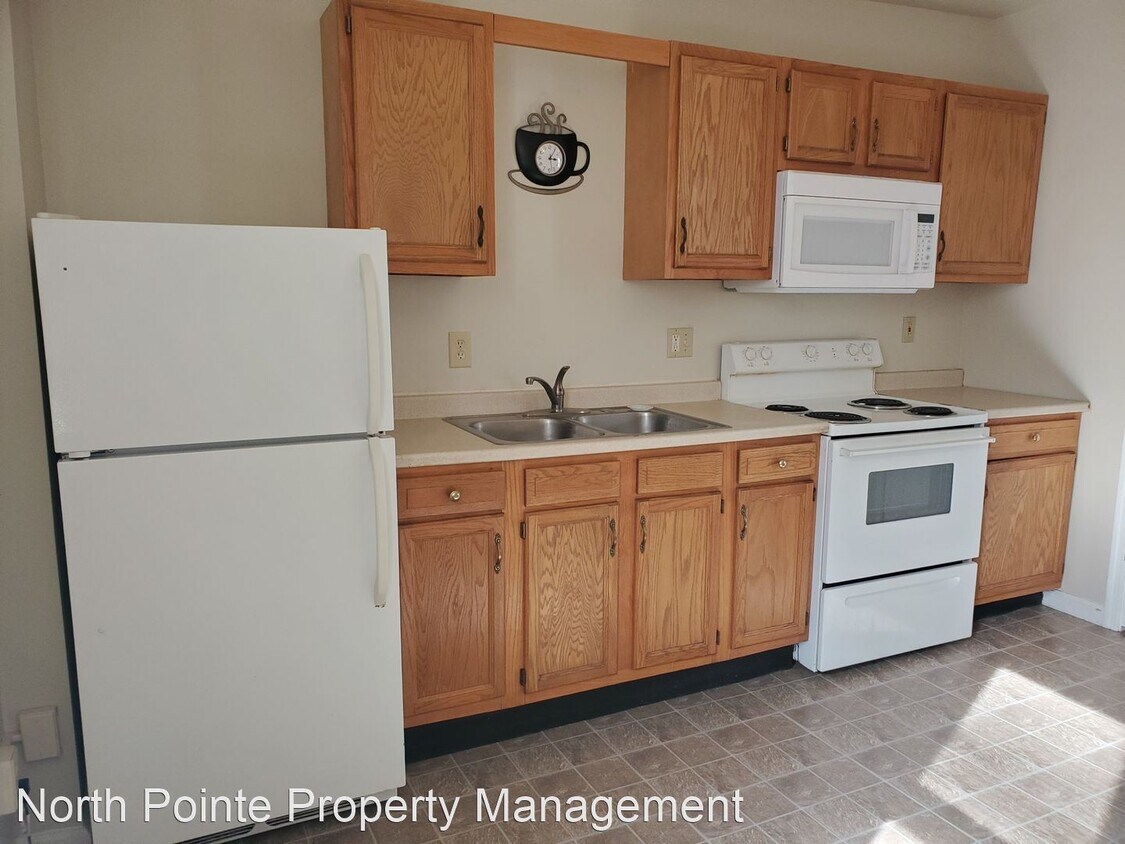 Primary Photo - 535 E Mifflin St
