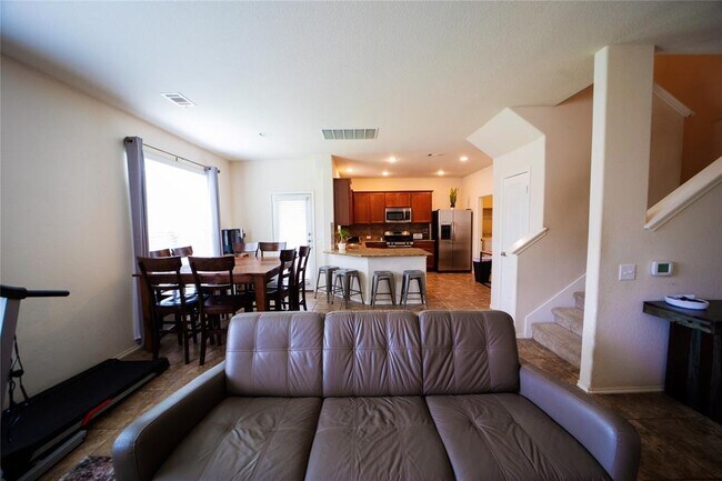 Foto del edificio - 5908 Zachary Scott St