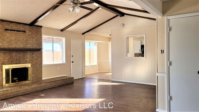 Building Photo - 3 br, 2 bath House - 5523 3rd Street