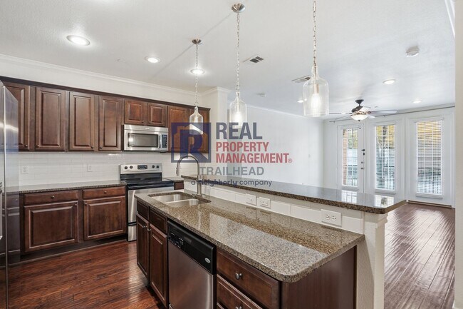 Foto del edificio - Gated Downtown Fort Worth Condo with Attached Garage