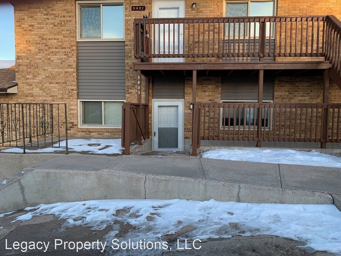 Foto principal - 2 br, 1 bath House - 5405 Akes Drive