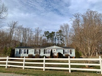 Building Photo - 3142 Cotten Rd