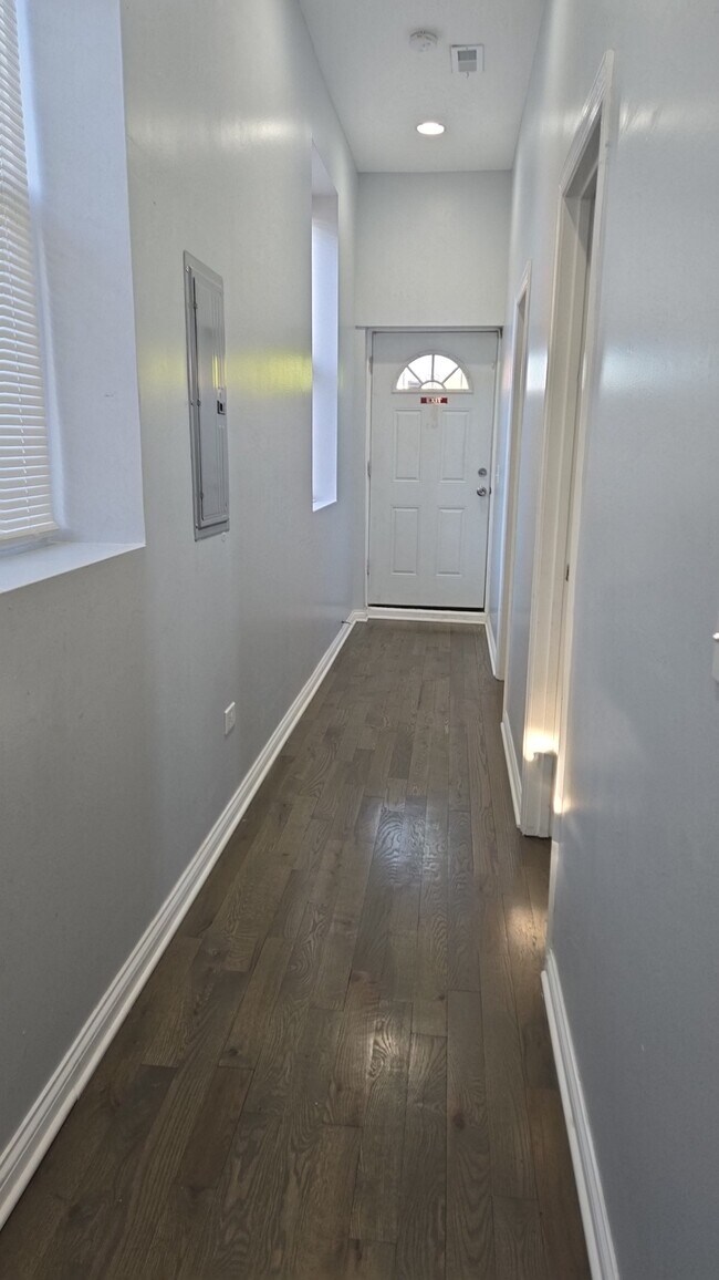 Foto del edificio - 3829 S Wabash Ave