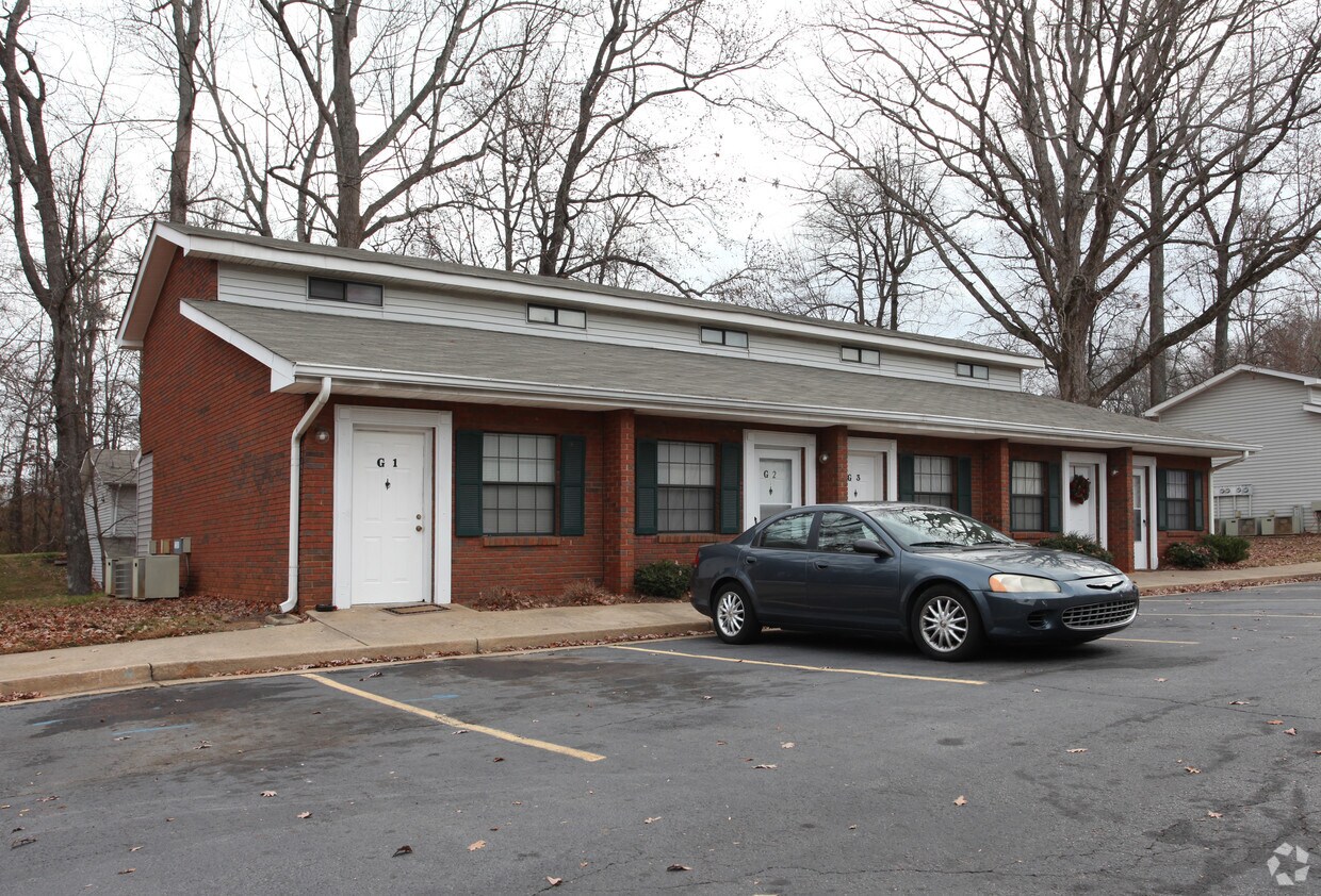 Cedar Springs Apartments Gainesville, GA