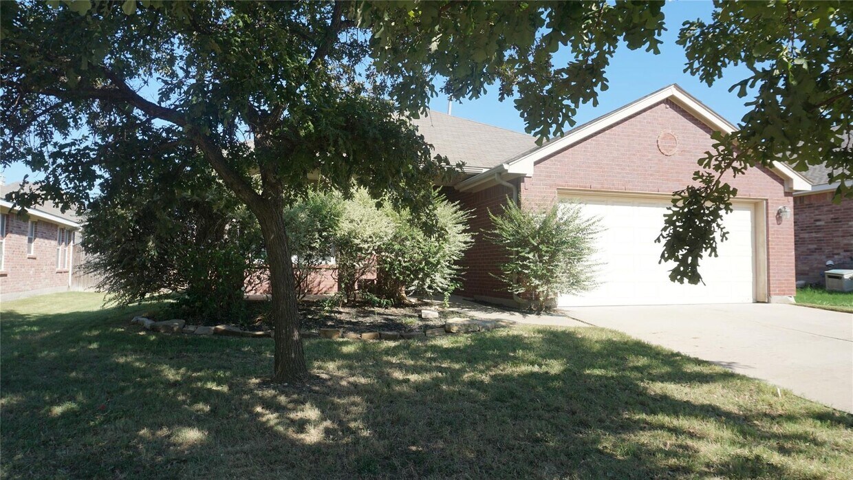 1025 Terrace View Dr, Fort Worth, TX 76108 House Rental in Fort Worth