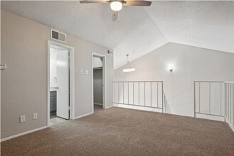 Building Photo - Blakely Apartments