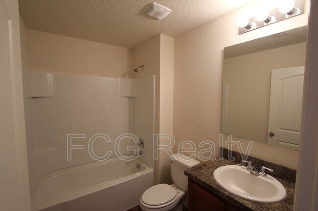 Building Photo - 1371 N Platte Ct