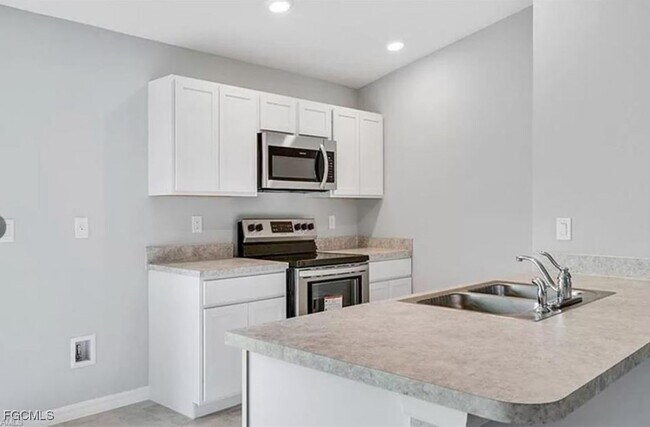 Foto del edificio - 4023 NE 23rd Pl