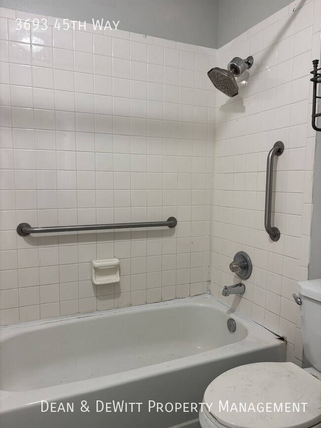 Foto del edificio - 2 Bed/1 Bath