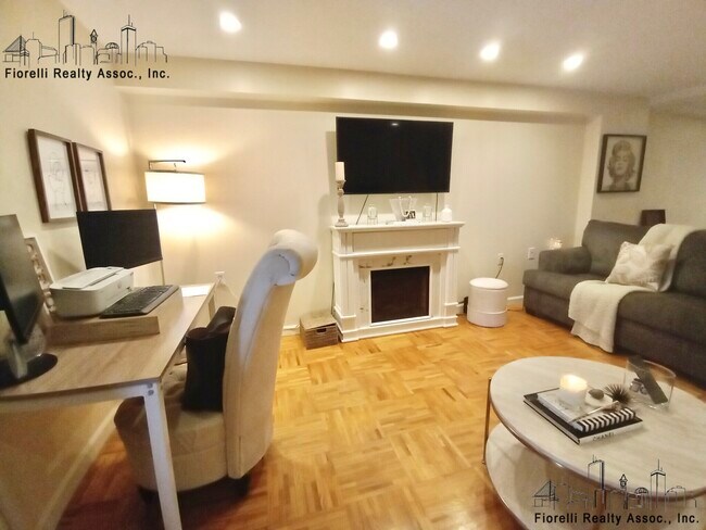 Foto del edificio - 357 Commercial St