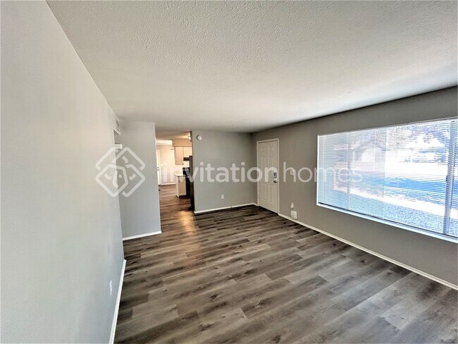 Building Photo - 7209 W Turquoise Ave