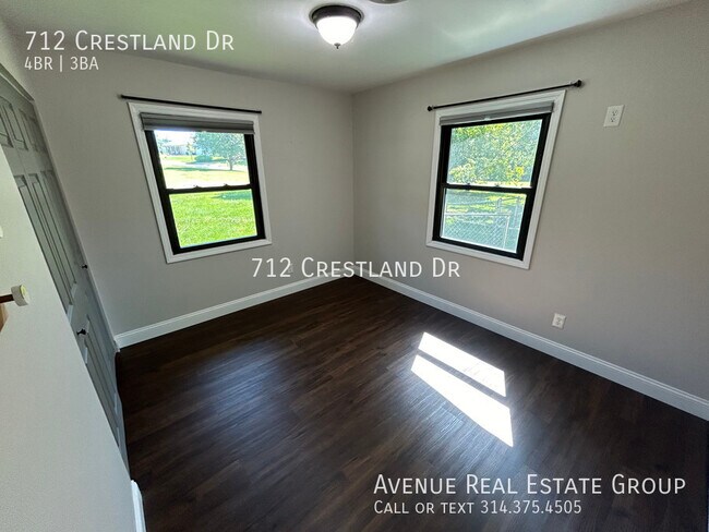 Building Photo - 712 Crestland Dr
