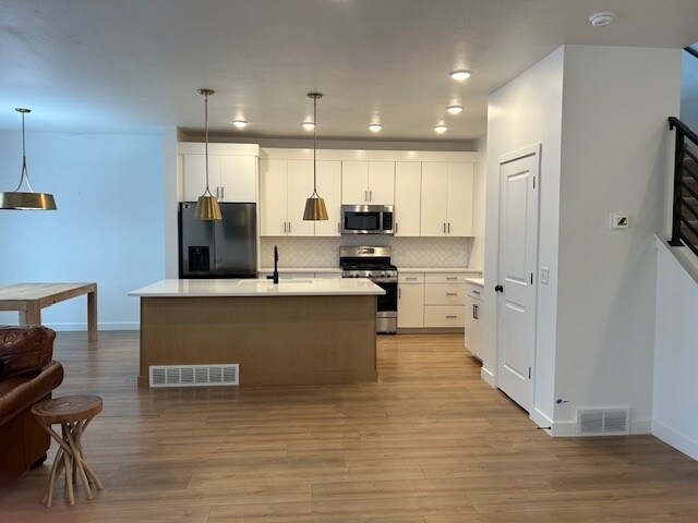 Foto del edificio - 10056 Buttercup Ln