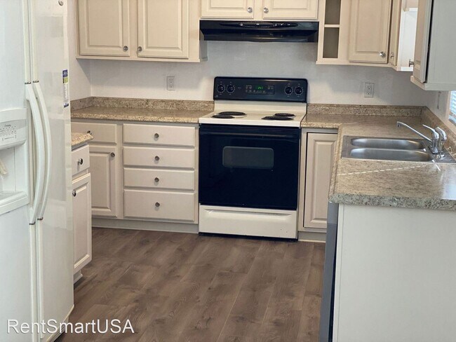 Foto del edificio - 3 br, 2 bath House - 440 Ventura Ave.