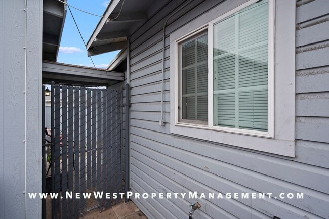 Foto del edificio - Charming Barrio Logan Studio - Available Now!