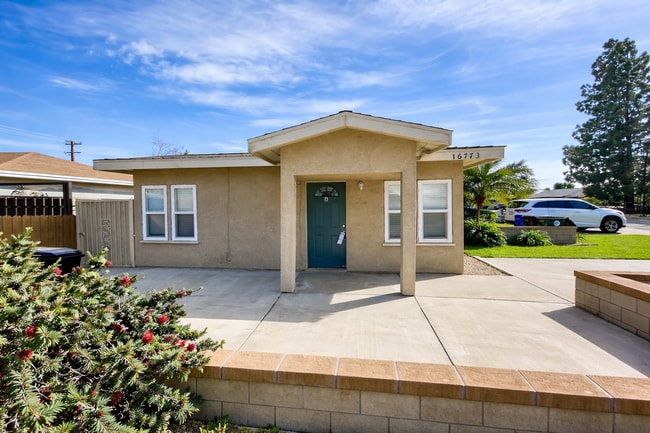 Photo - 16773 Randall Ave Apartment