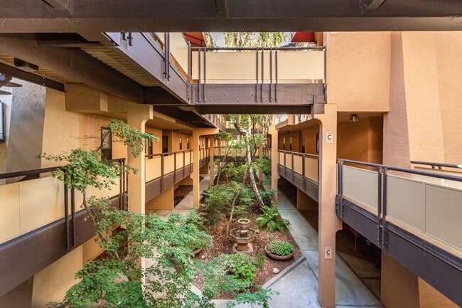 Building Photo - DOWNTOWN LIVING AT ITS FINEST! - 2 bedroom...