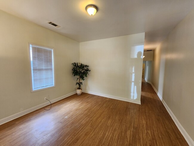 Photo - 1278 Lucile Ave SW Apartment