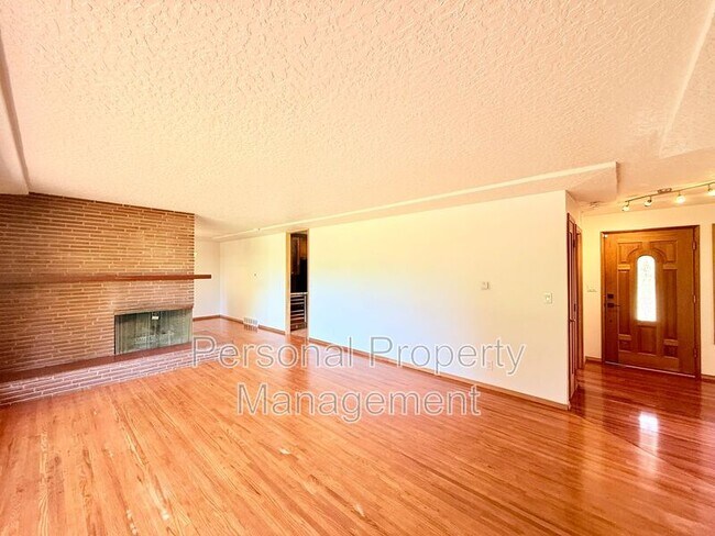 Building Photo - 1308 NW 50th St