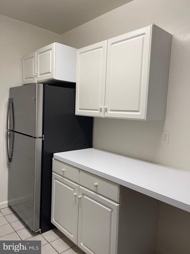 Foto principal - 10401 Grosvenor Pl