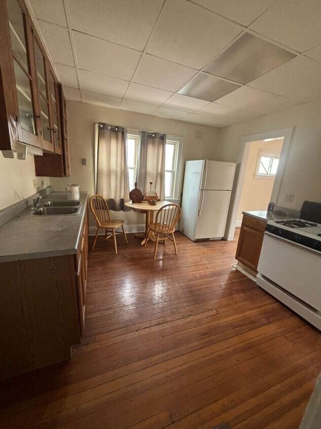 Building Photo - 5407 Brow Ave