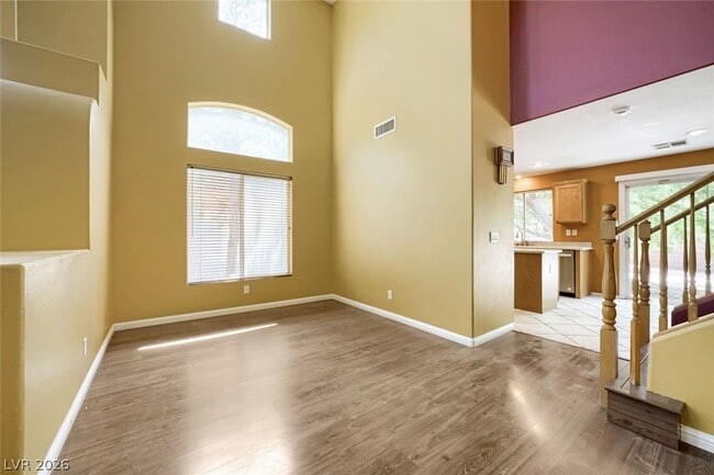 Building Photo - 10381 Sleeping Sun Ct