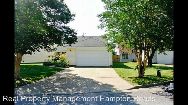 Building Photo - 1521 Brookwood Cres