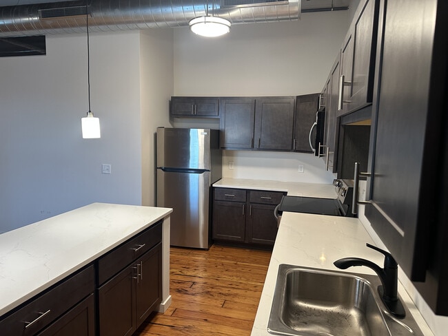 #203 Cocina - The Shop Lofts
