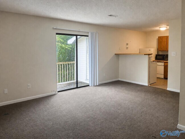 Foto del edificio - 4909 Cotton Row NW