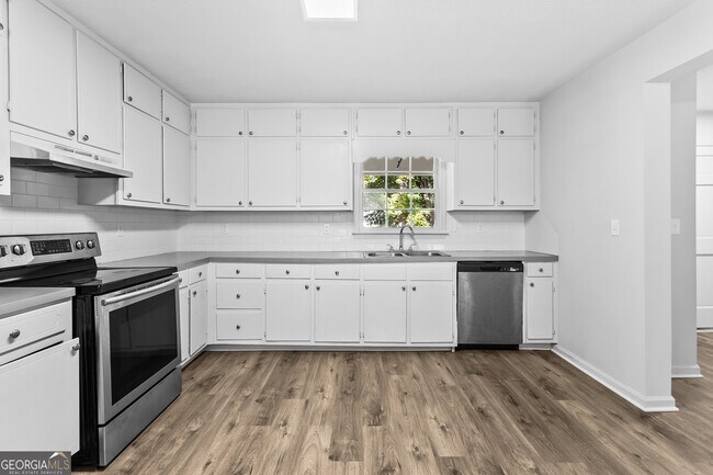 Foto del edificio - 3620 Knoll Crest Trail