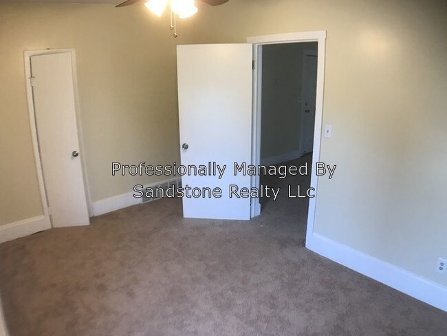 Building Photo - 2 Bedroom Apartment in the Clark-Fulton Area