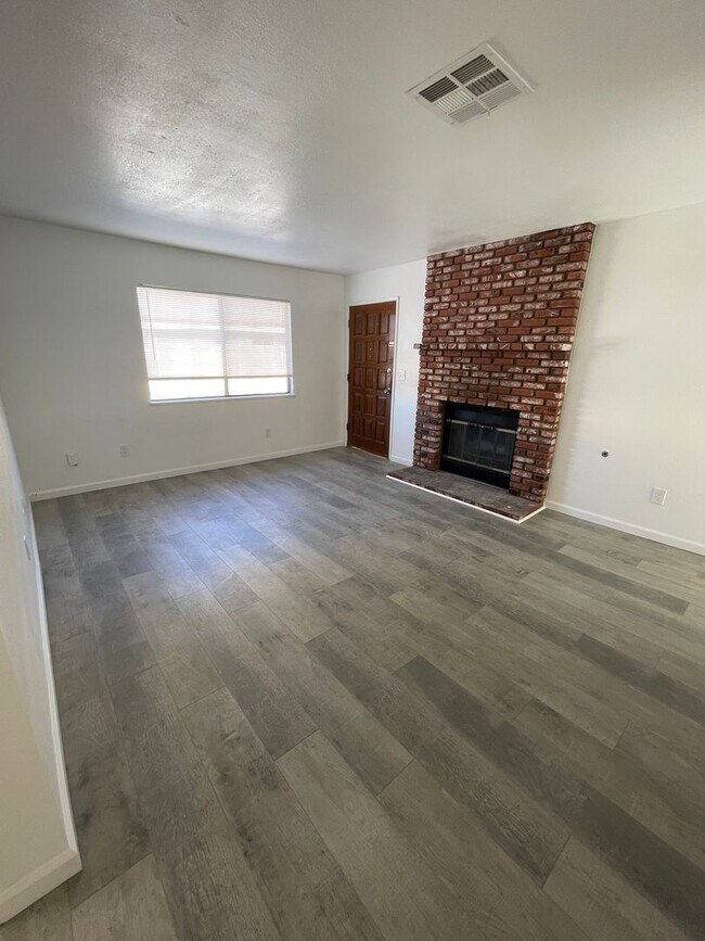 Foto del edificio - ERW1617